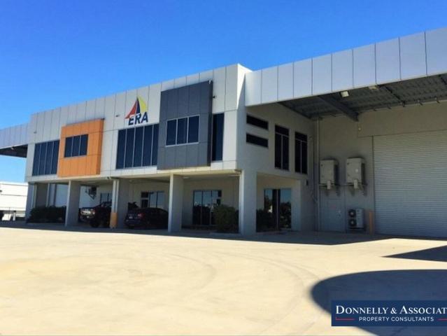 Warehouse for rent in Toombul, Queensland