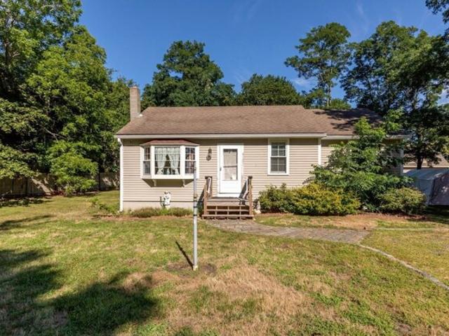 House for sale in Cataumet, Massachusetts