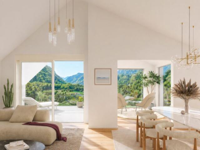Dachwohnung kaufen in Tamins, Graubünden