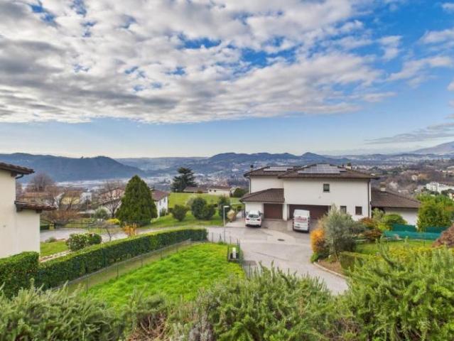 Haus kaufen in Morbio Superiore, Tessin