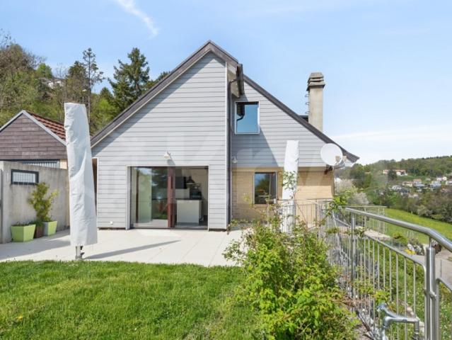 Einfamilienhaus mieten in Chardonne, Waadt