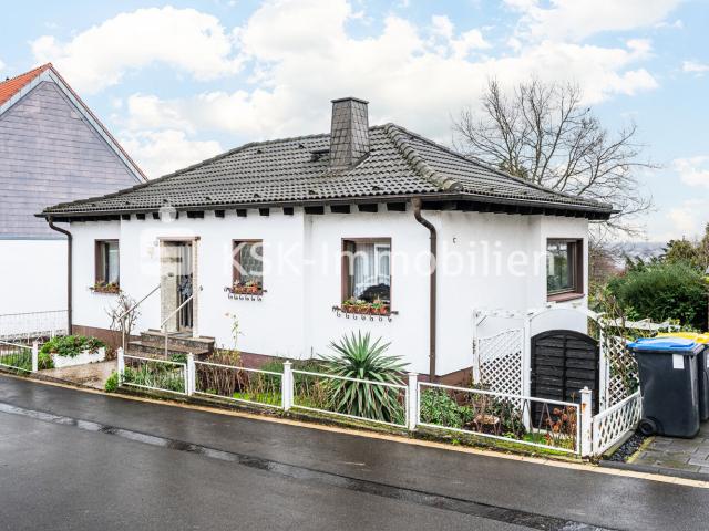 Bungalow kaufen in Alstädten-Burbach, Hürth