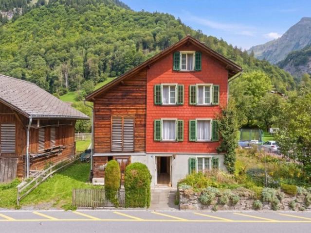 Einfamilienhaus kaufen in Matt, Glarus