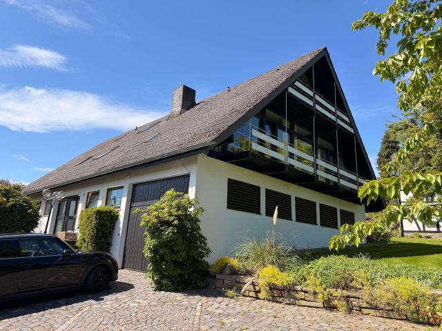 Villa kaufen in Söntgerath, Neunkirchen-Seelscheid