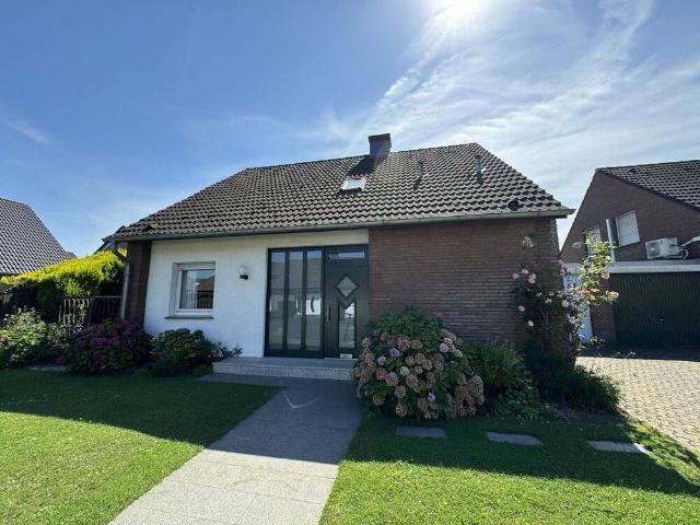 Haus kaufen in Kamp-Lintfort, Niersenbruch