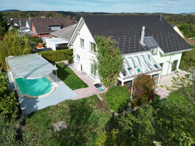 Reihenfamilienhaus kaufen in Wittinsburg, Bezirk Sissach