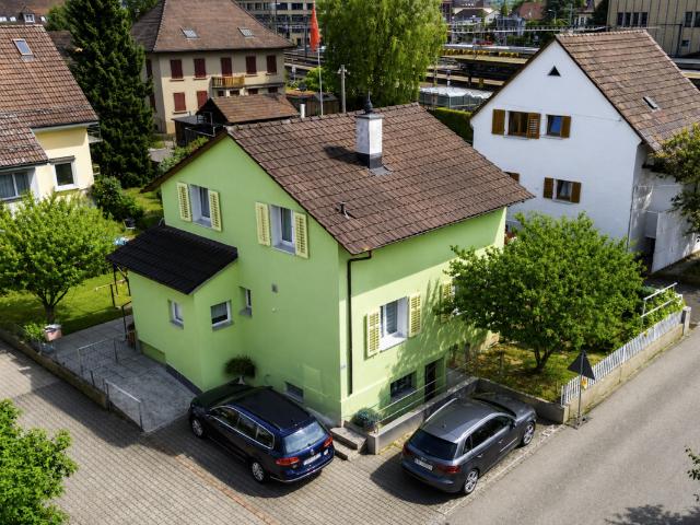 Reihenfamilienhaus kaufen in Lenzburg, Aargau