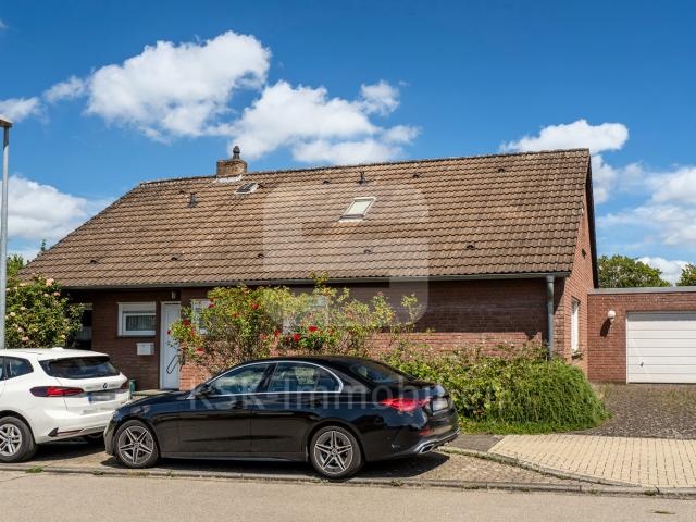 Villa kaufen in Bedburg, Nordrhein-Westfalen