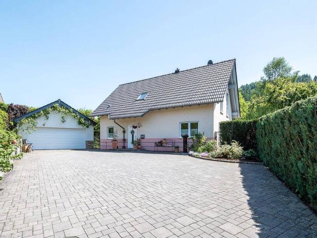 Haus kaufen in Oberstadtfeld, Rheinland-Pfalz