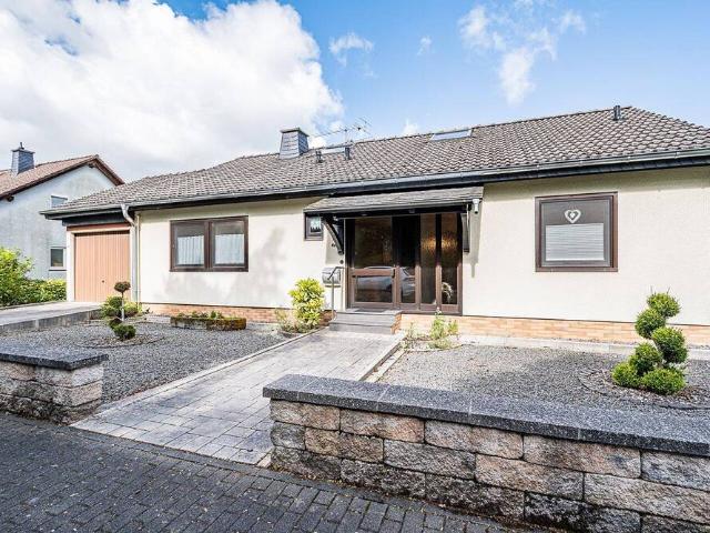 Haus kaufen in Pelm, Rheinland-Pfalz