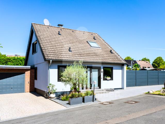 Villa kaufen in Bachem, Frechen