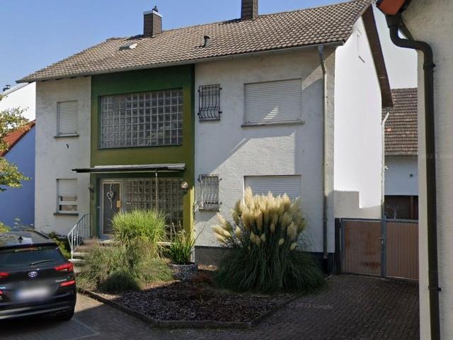 Villa kaufen in Graben-Neudorf, Baden-Württemberg