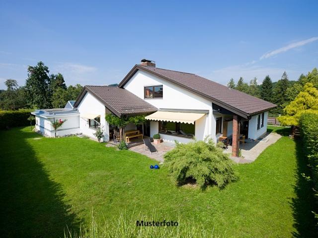 Villa kaufen in Jenfeld, Hamburg
