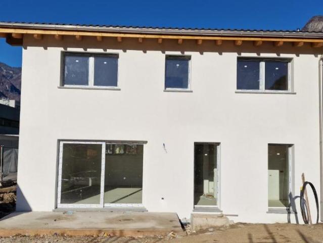 Haus kaufen in Cadenazzo, Tessin
