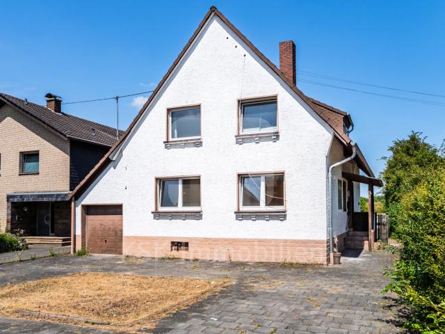 Haus kaufen in Uckendorf, Niederkassel