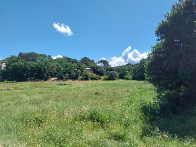 Terrain vente à Arrondissement de Draguignan, Fréjus