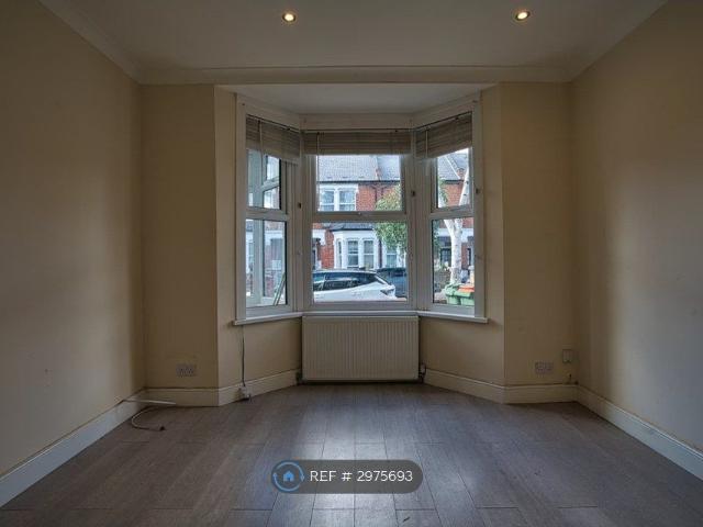 House for rent in Barkingside, Greater London