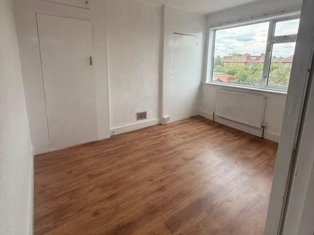 House for rent in Barkingside, Greater London