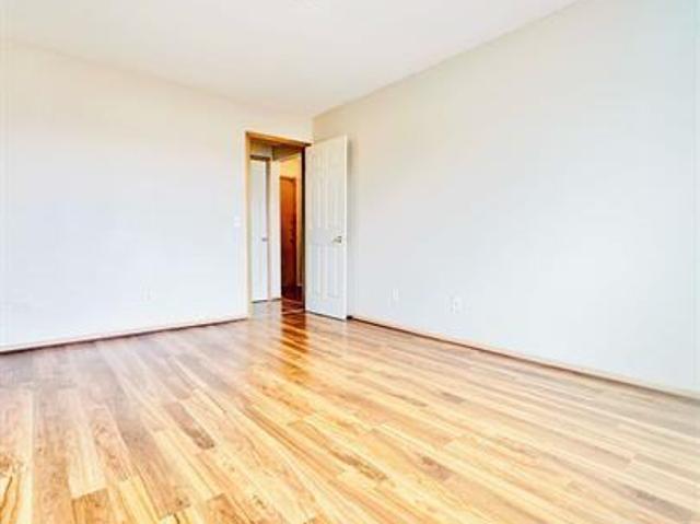 Apartment for rent in Hennepin, Minnesota