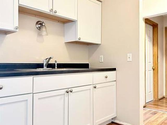 Apartment for rent in Hennepin, Minnesota