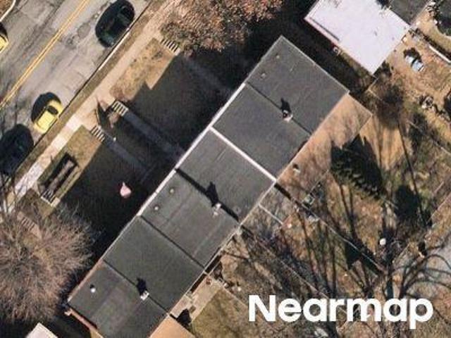 Townhouse for sale in Lancaster