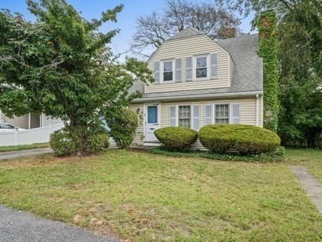 House for sale in Braintree, Massachusetts