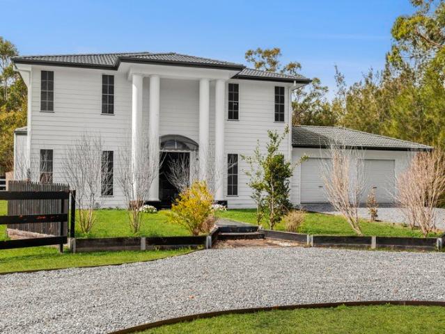 Cottage for sale in Moonee Beach, New South Wales