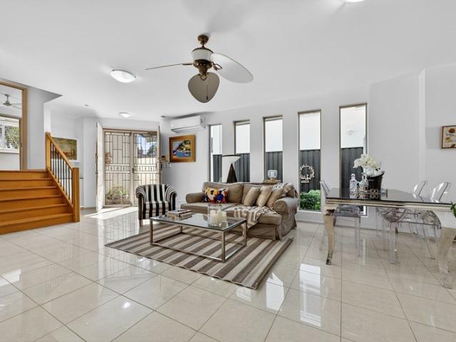 Villa for sale in Fernbrook, Queensland