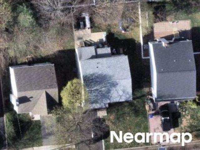 House for sale in Edison, New Jersey