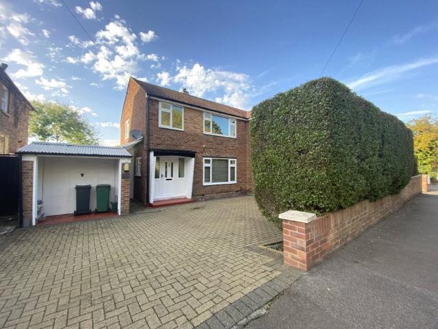 House for rent in Salfords, Reigate and Banstead