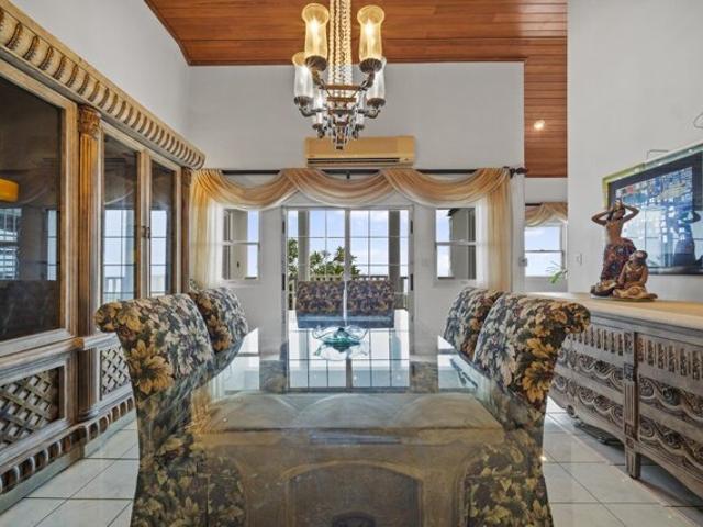 House for sale in Saint Thomas, Missouri