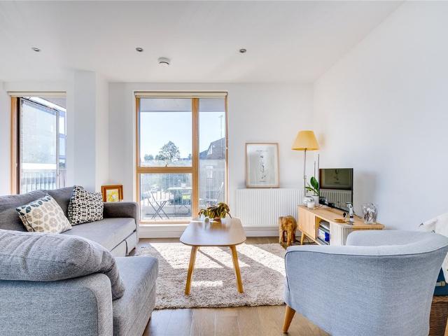 Apartment for rent in Camberwell, Greater London