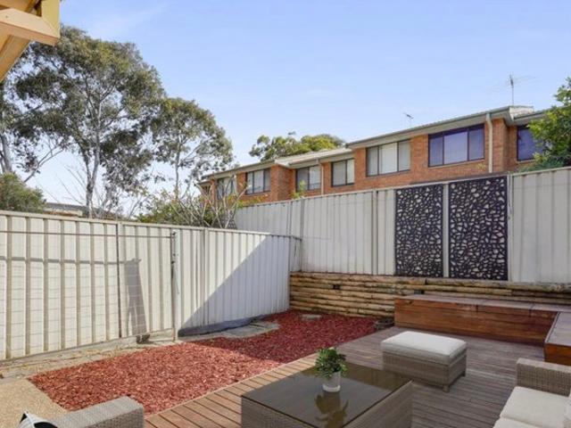 Villa for rent in Sydney, New South Wales
