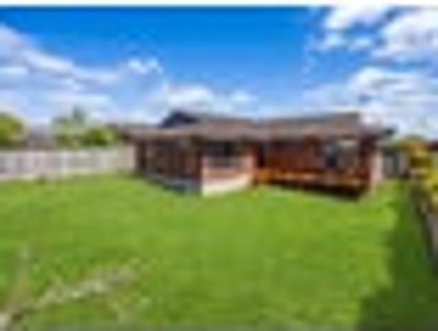 House for sale in Shamrock Park, Howick