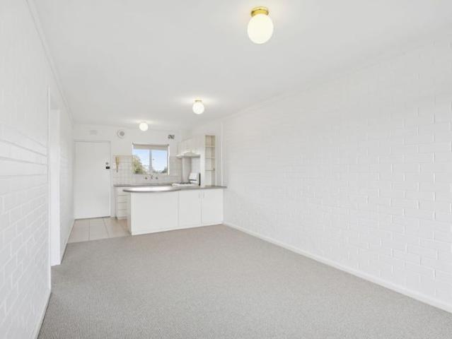 Apartment for rent in Claremont, Town of Claremont
