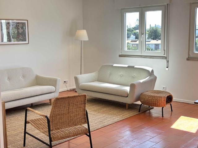 Apartamento alugar em CHELAG, Oeiras