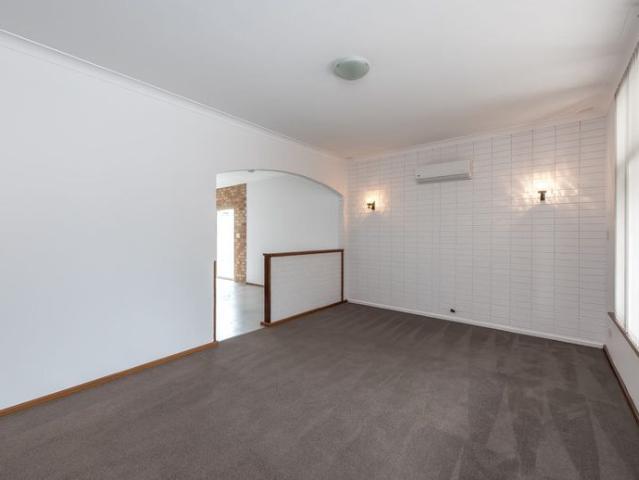 House for rent in Kallaroo, Western Australia