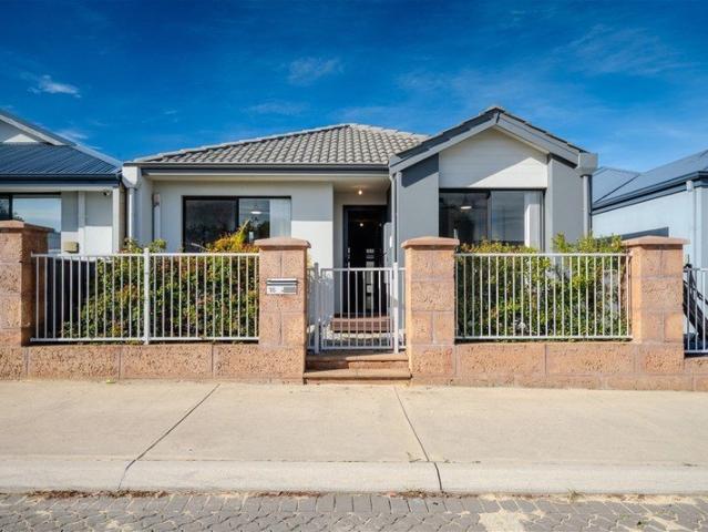 House for rent in Banksia Grove, Western Australia