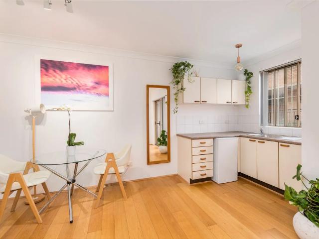 Granny Flat for rent in Sydney, New South Wales