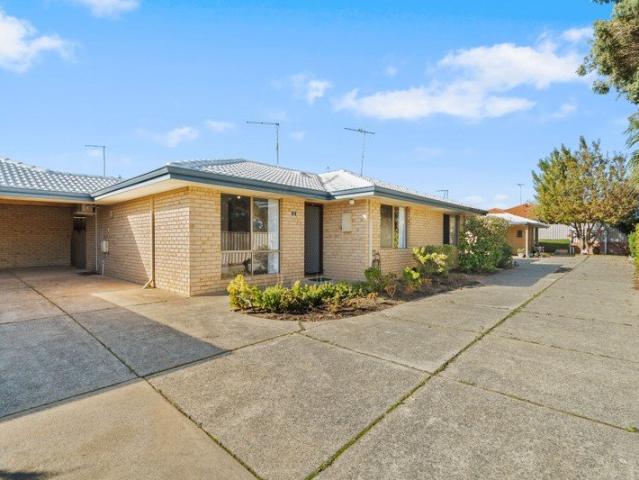 Apartment for sale in Parklands, Western Australia