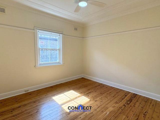 House for rent in Eastlakes, Sydney