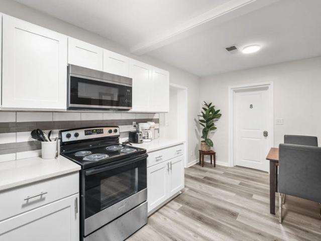 Room for rent in Cedar Hills, Jacksonville