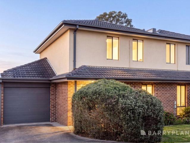 Townhouse for sale in Camerons Creek, Victoria