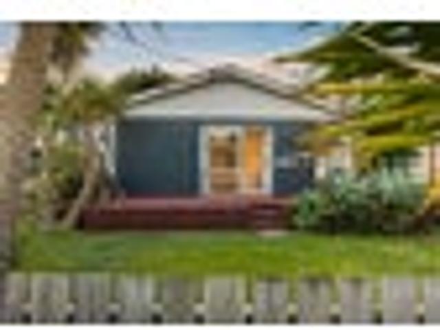 Apartment for sale in Massey East, Henderson-Massey