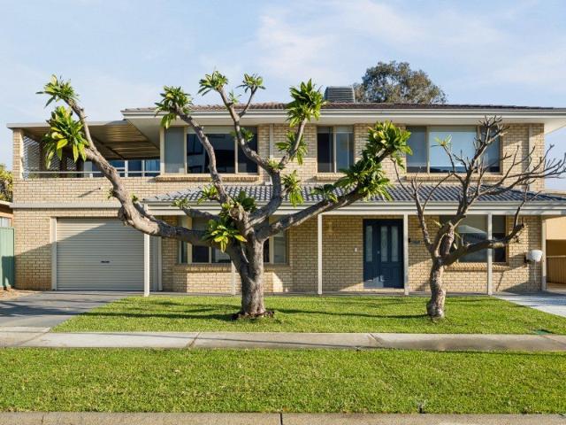 House for sale in Como, Western Australia