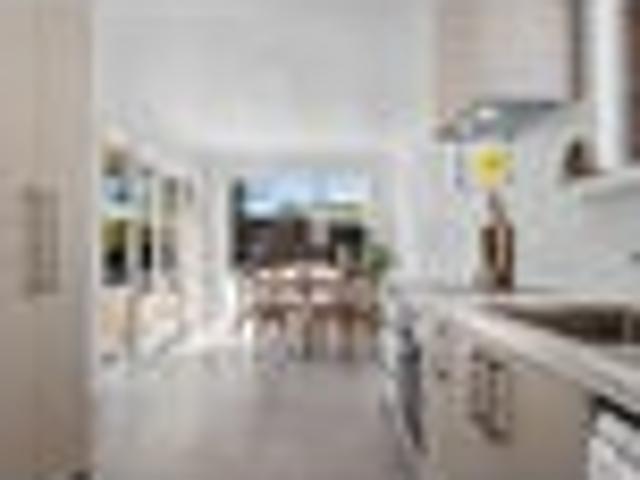 House for sale in Chaslands, Canterbury