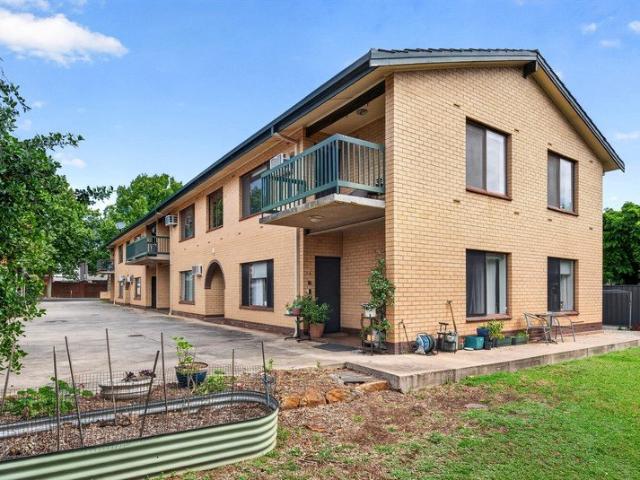 Apartment for sale in Clarence Park, Adelaide