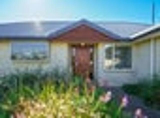 House for sale in Charing Cross, Canterbury