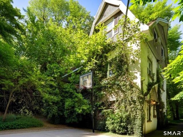 House for sale in Milford, Connecticut
