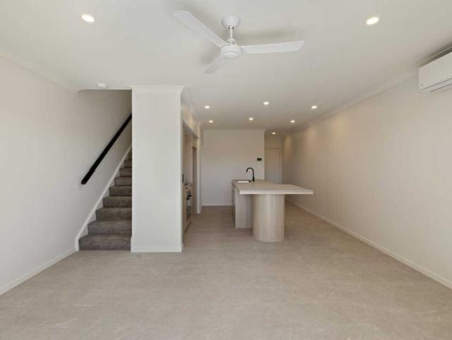 Townhouse for rent in Toombul, Queensland